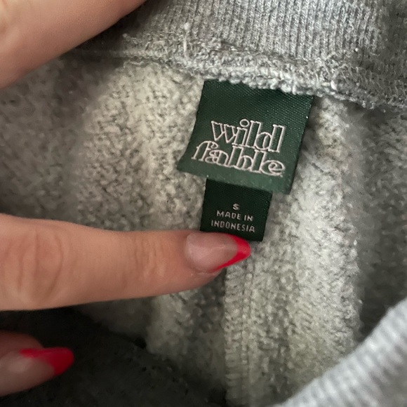 gray sweats - Picture 2 of 2